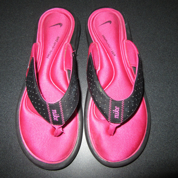 nike super soft flip flops